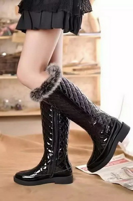 CHANEL Knee-high boots Lined with fur Women--012